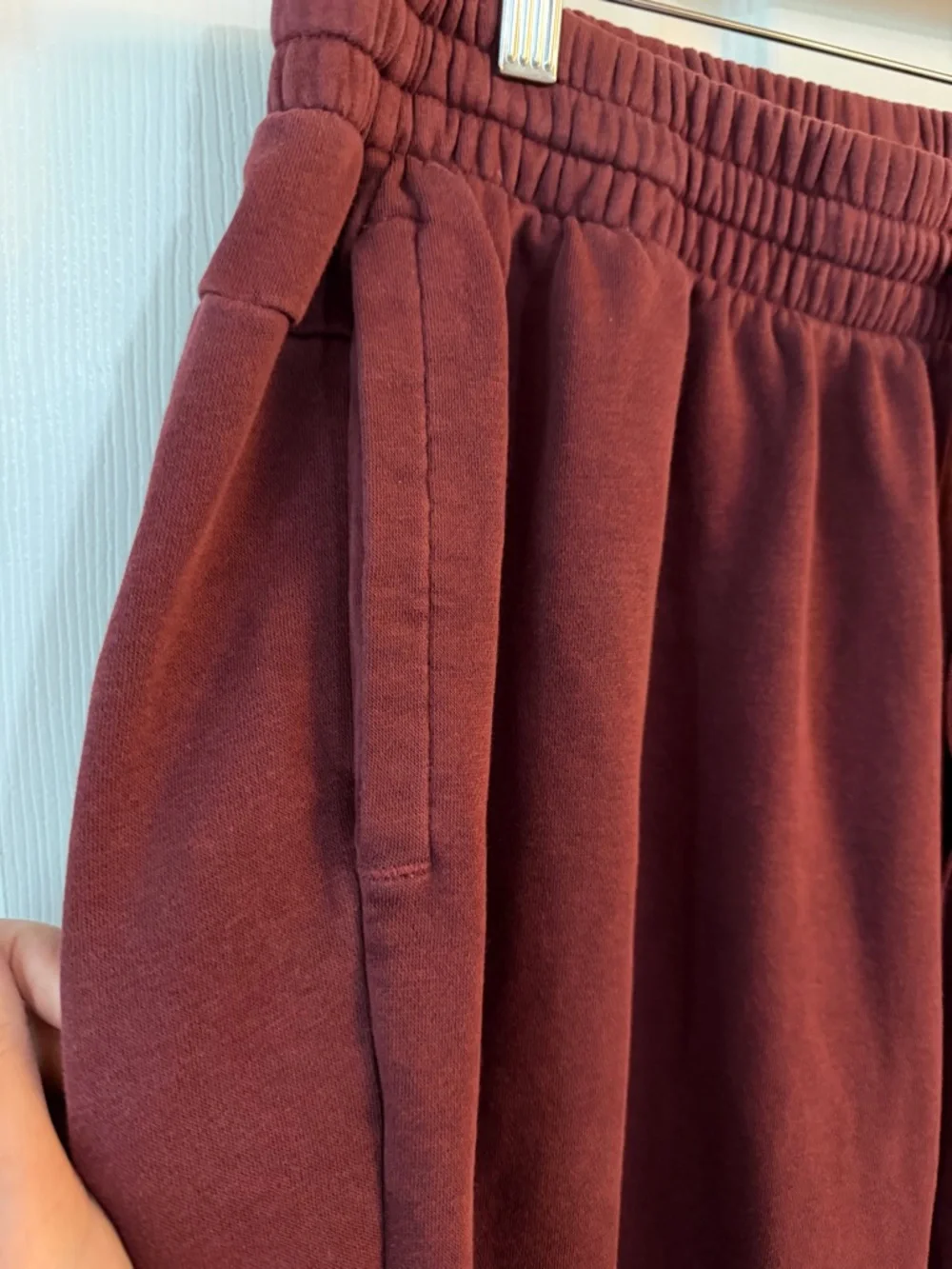 adidas Men's Maroon sweatpants Pants - Picture 3 of 7